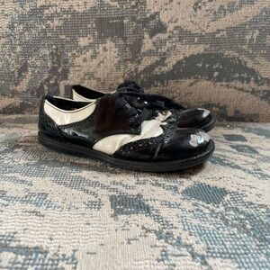 Footnotes 9.5 Ethan Classic Black White Children’s Shoes wing tip Oxford